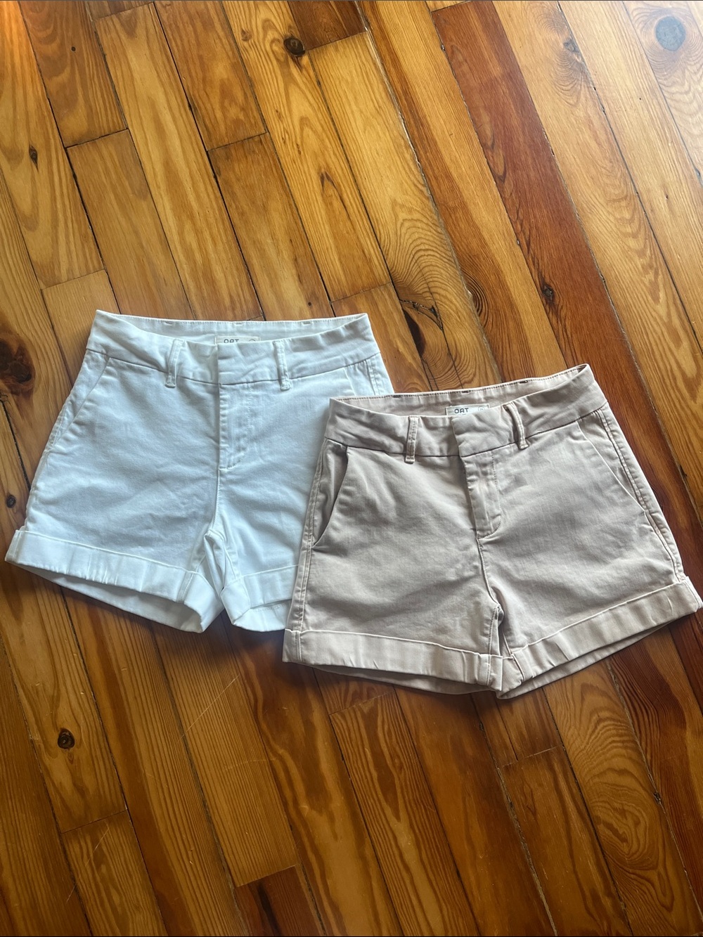 OAT New York Chino Shorts - 2 pairs, White and Beige/pink